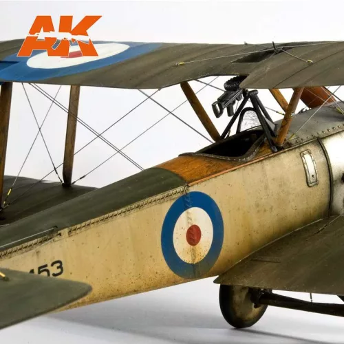 AK Interactive Elastic rigging bobbin Super-thin (Suitable for 1:35 / 1:32 / 1:48 / 1:350)