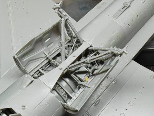 Minibase 1:48 F-16A Block 20 Fighting Falcon