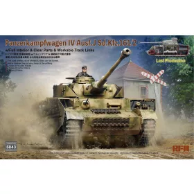   Ryefield model 1:35 Pz. Kpfw. IV Ausf. J Last Production w/full interior 