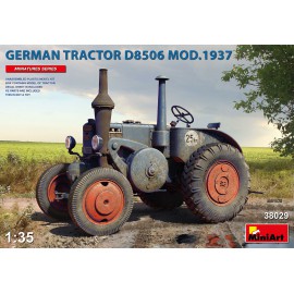 Miniart 1:35 German Tractor D8506 Mod. 1937
