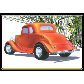 AMT AMT1384 1:25 1934 Ford 5-Window Coupe Street Rod