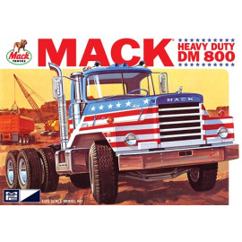 MPC MPC899 1:25 Mack DM800 Semi Tractor